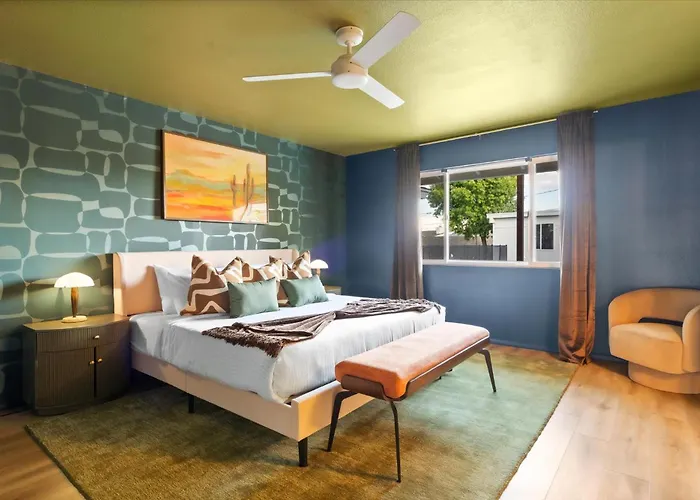 Holiday home Golf Simulator Pool Sports Court Sleeps 24 Mesa